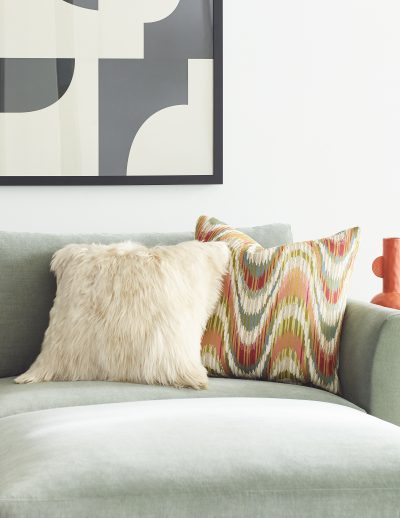 Photo of Suri Linen